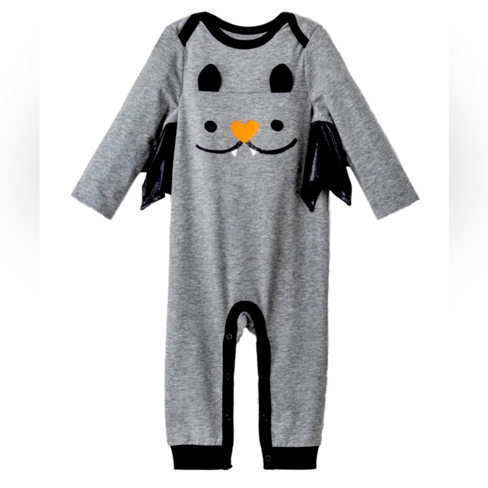 CAT AND JACK BABY  VAMPIRE BAT ROMPER - GREY SIZES 3-6 MONTHS (NEW) A9